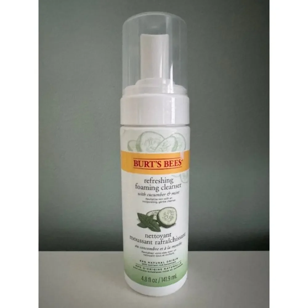 Burt's Bees Refreshing Foaming Cleanser Cucumber & Mint 4.8oz- NEW